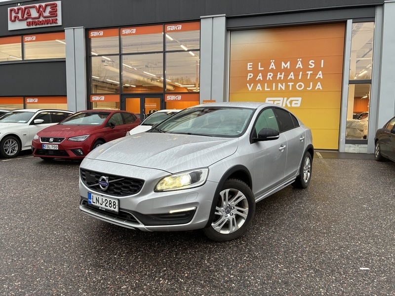 Volvo S60 Cross Country vaihtoauto