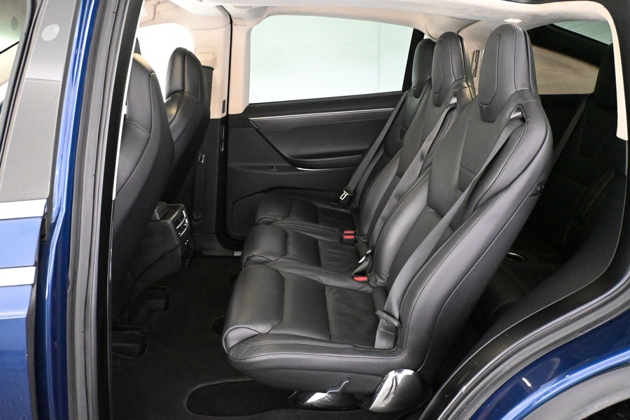 Tesla Model X vaihtoauto