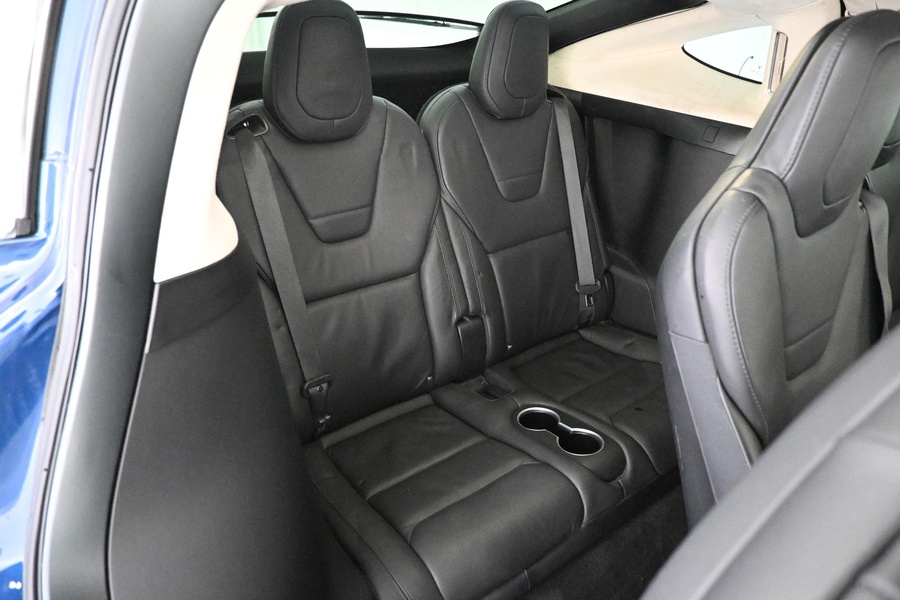 Tesla Model X vaihtoauto