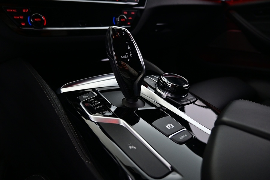BMW M550d vaihtoauto
