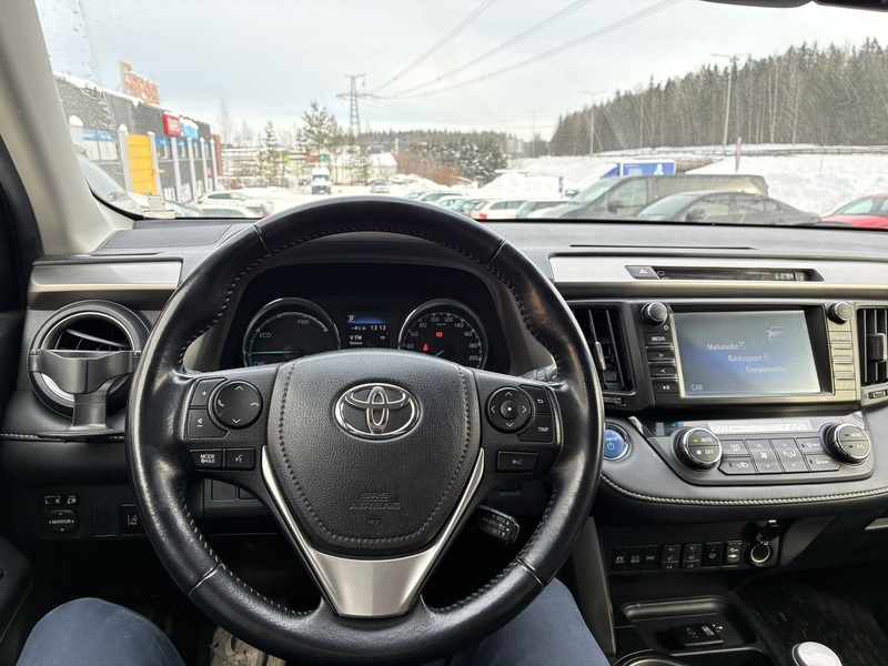 Toyota RAV4 vaihtoauto