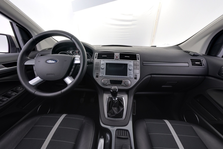 Ford Kuga vaihtoauto