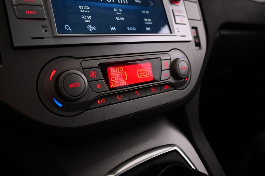 Ford Kuga vaihtoauto