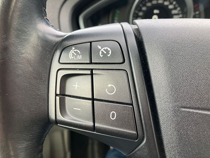 Volvo V40 vaihtoauto