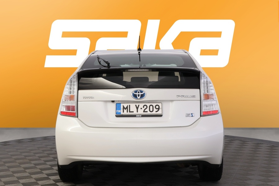 Toyota Prius vaihtoauto