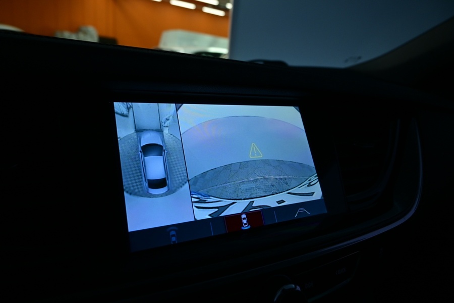 Opel Insignia vaihtoauto