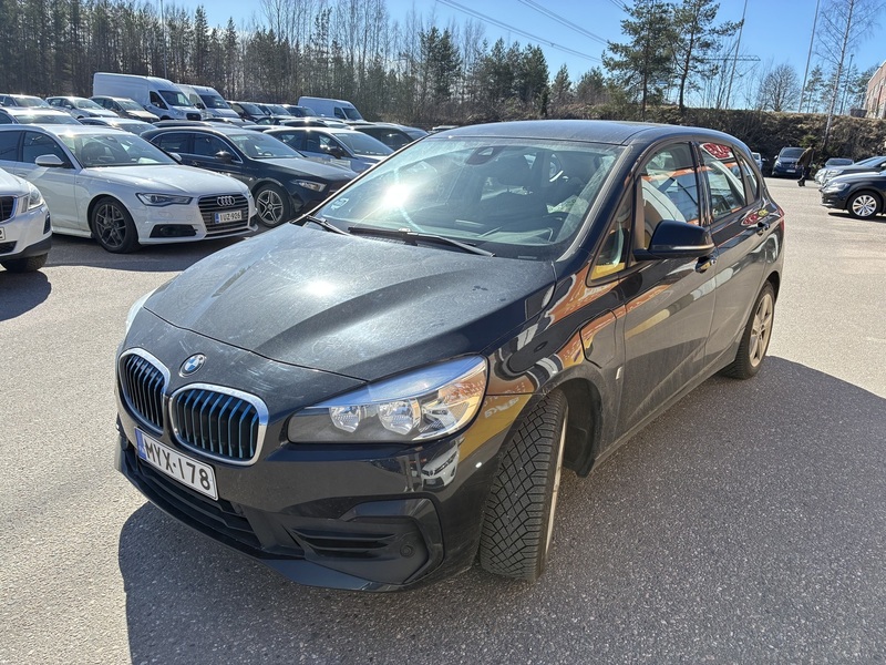 BMW 225 vaihtoauto