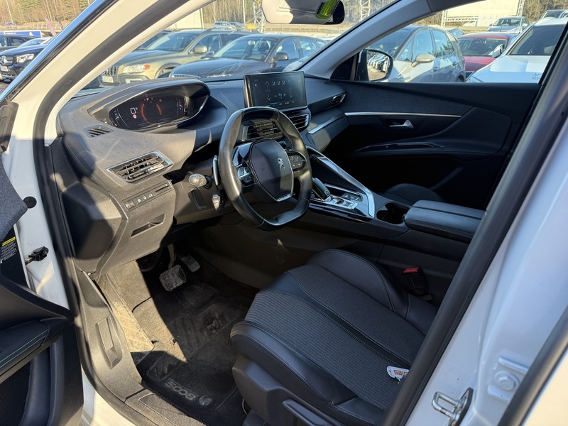 Peugeot 5008 vaihtoauto