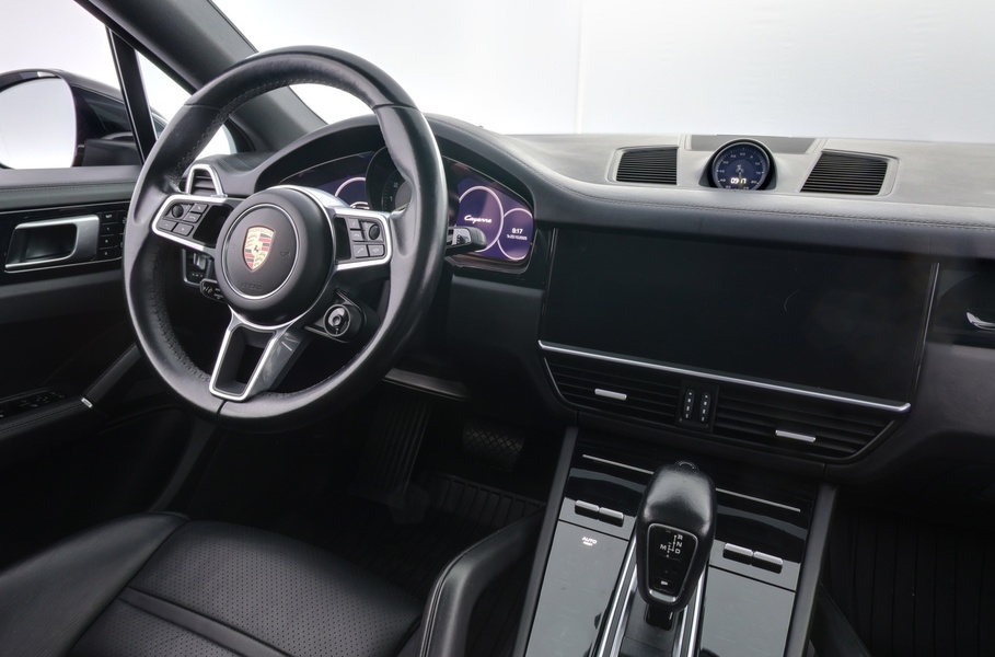 Porsche Cayenne vaihtoauto