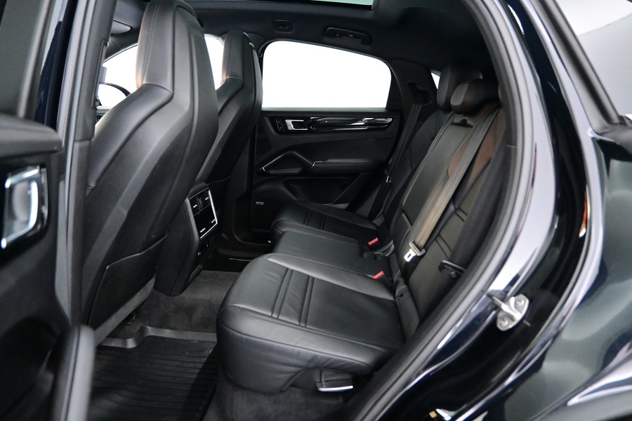 Porsche Cayenne vaihtoauto