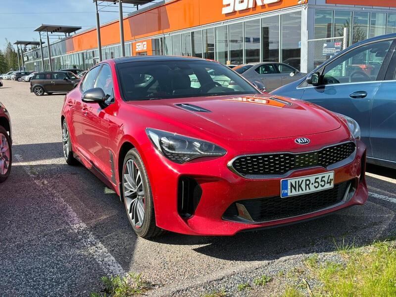 Kia Stinger vaihtoauto