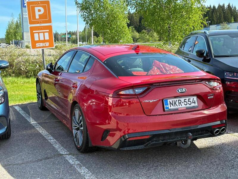 Kia Stinger vaihtoauto