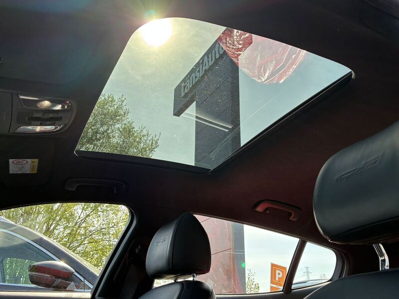 Kia Stinger vaihtoauto