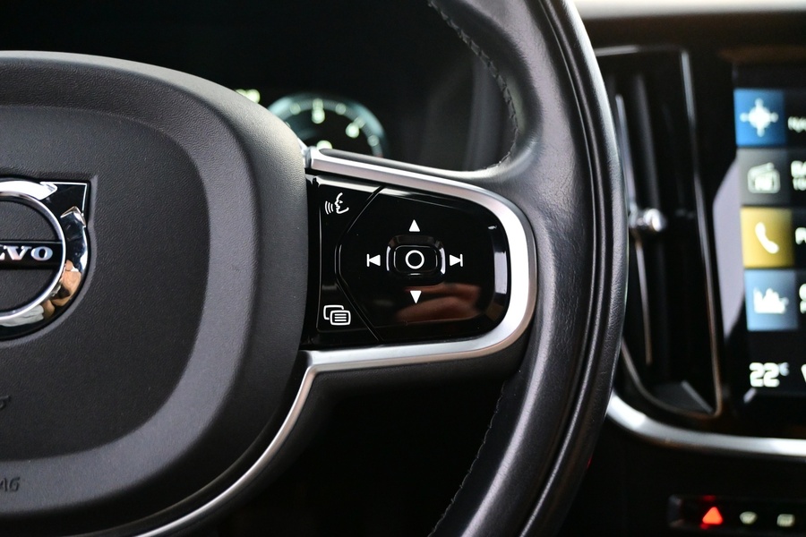 Volvo V60 Cross Country vaihtoauto