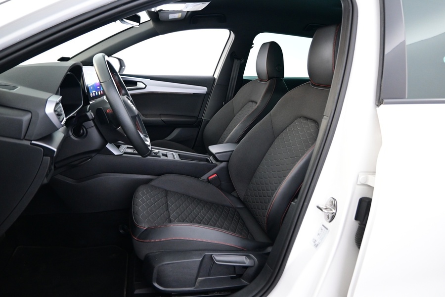 SEAT Leon Sportstourer vaihtoauto