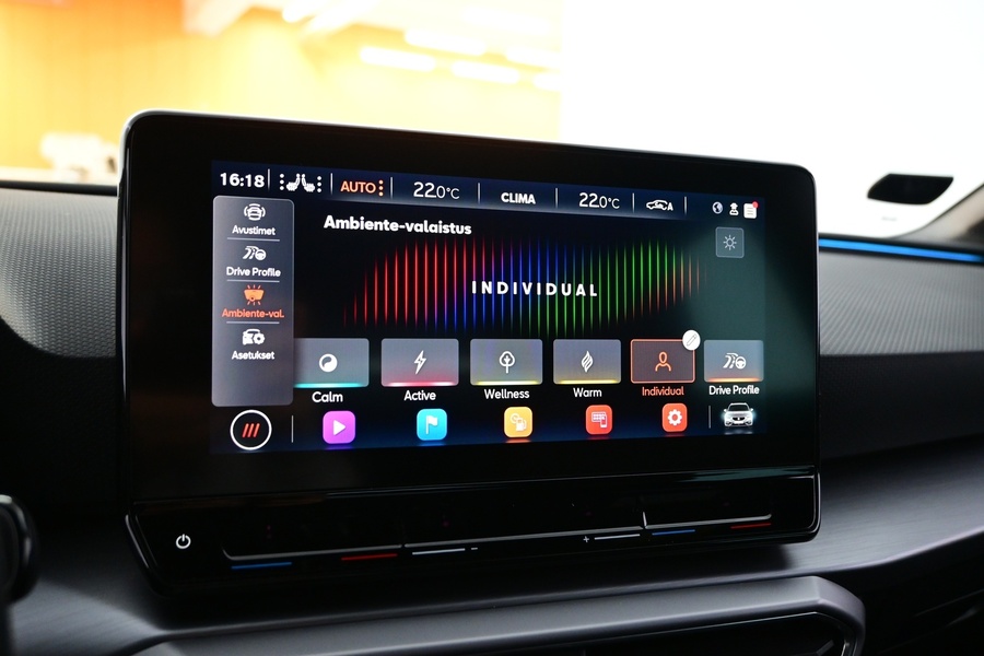 SEAT Leon Sportstourer vaihtoauto