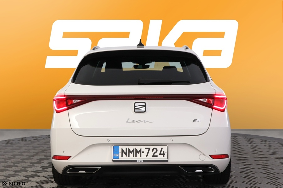 SEAT Leon Sportstourer vaihtoauto