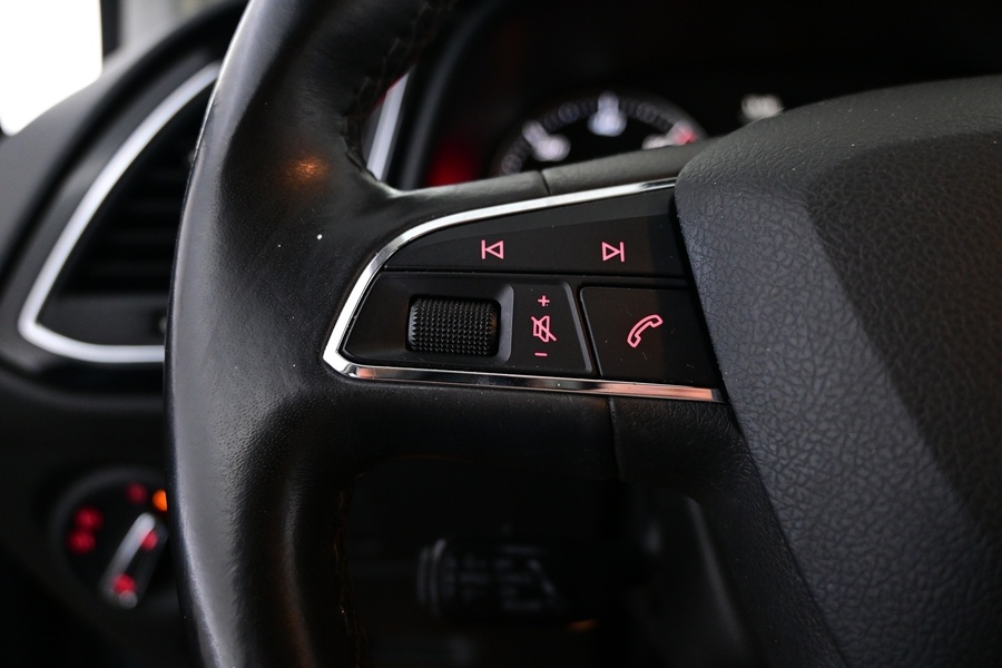 SEAT Leon vaihtoauto