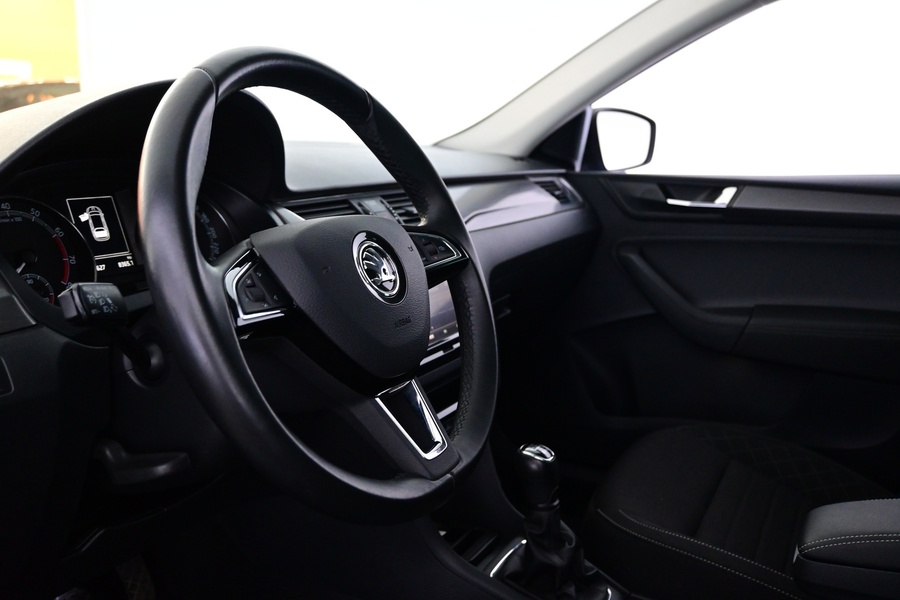 Skoda Rapid vaihtoauto