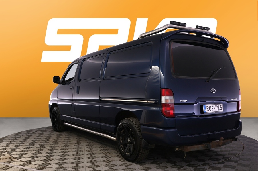 Toyota Hiace vaihtoauto