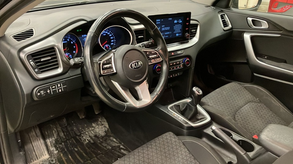 Kia Ceed vaihtoauto