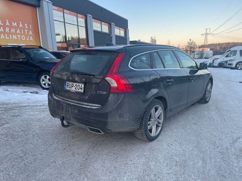 Volvo V60 vaihtoauto