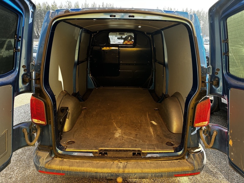 Volkswagen Transporter vaihtoauto