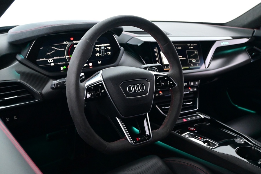 Audi e-tron GT vaihtoauto