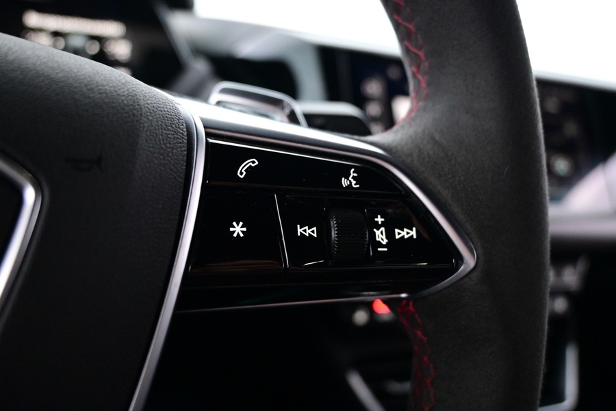 Audi e-tron GT vaihtoauto