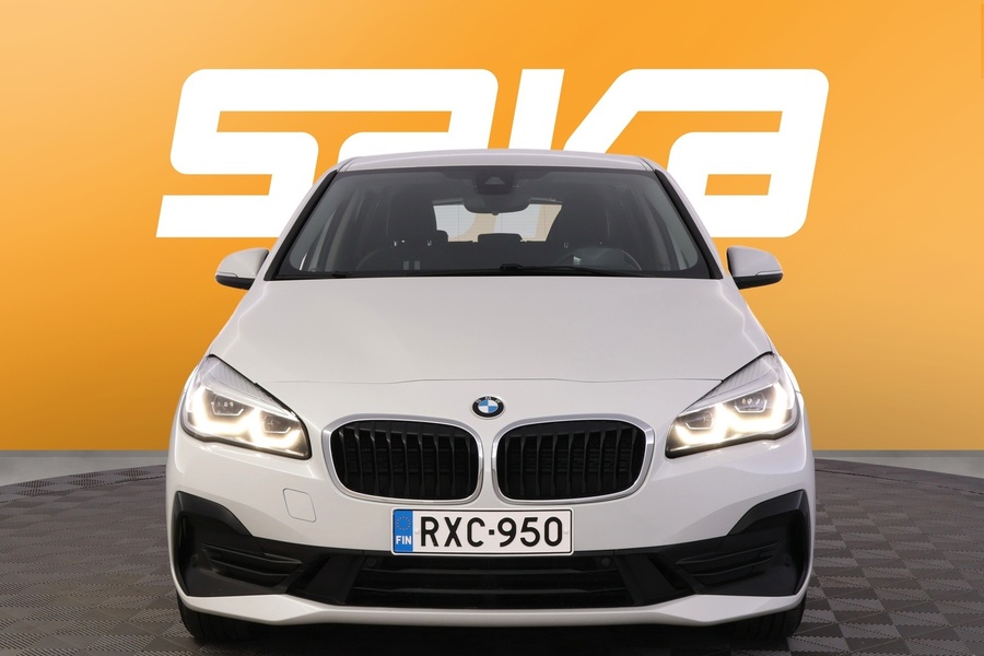 BMW 225 vaihtoauto