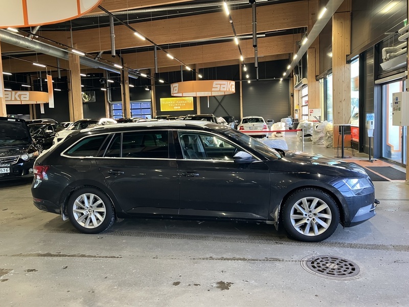Skoda Superb vaihtoauto