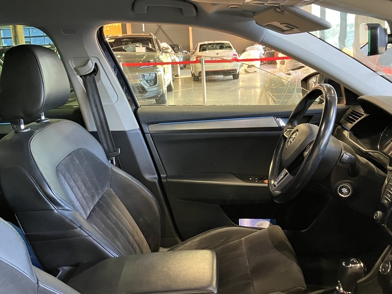 Skoda Superb vaihtoauto