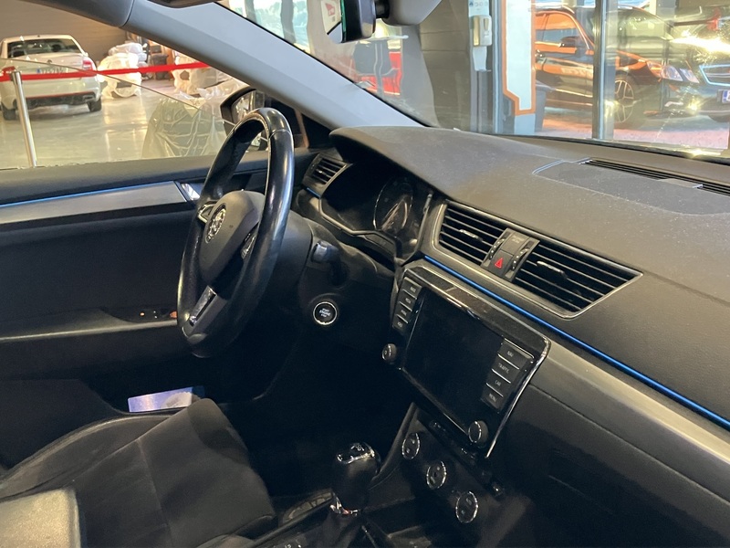 Skoda Superb vaihtoauto