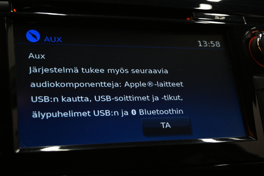 Nissan Navara vaihtoauto