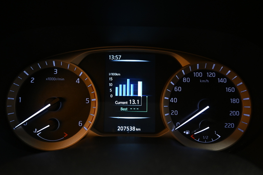 Nissan Navara vaihtoauto