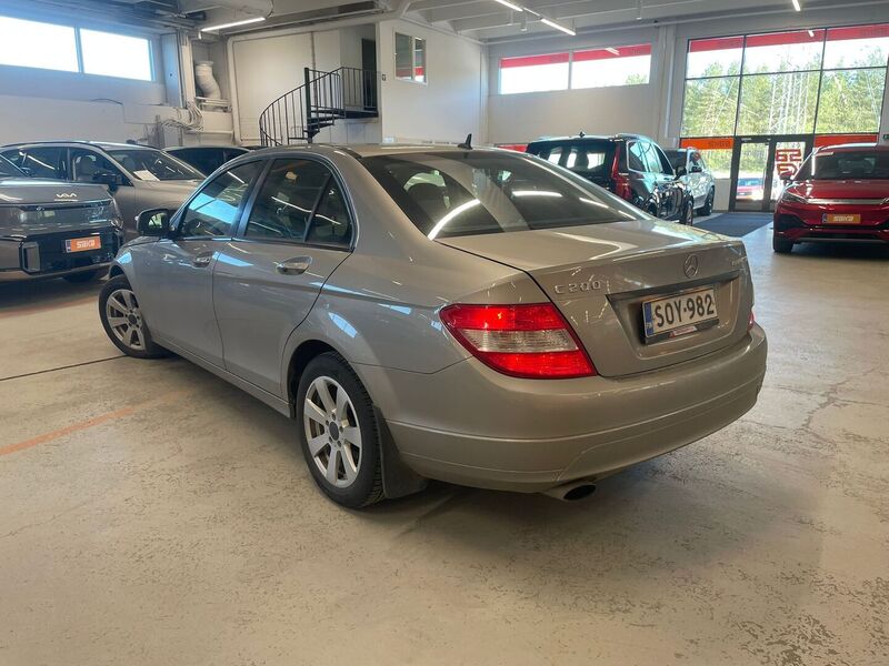 Mercedes-Benz C vaihtoauto
