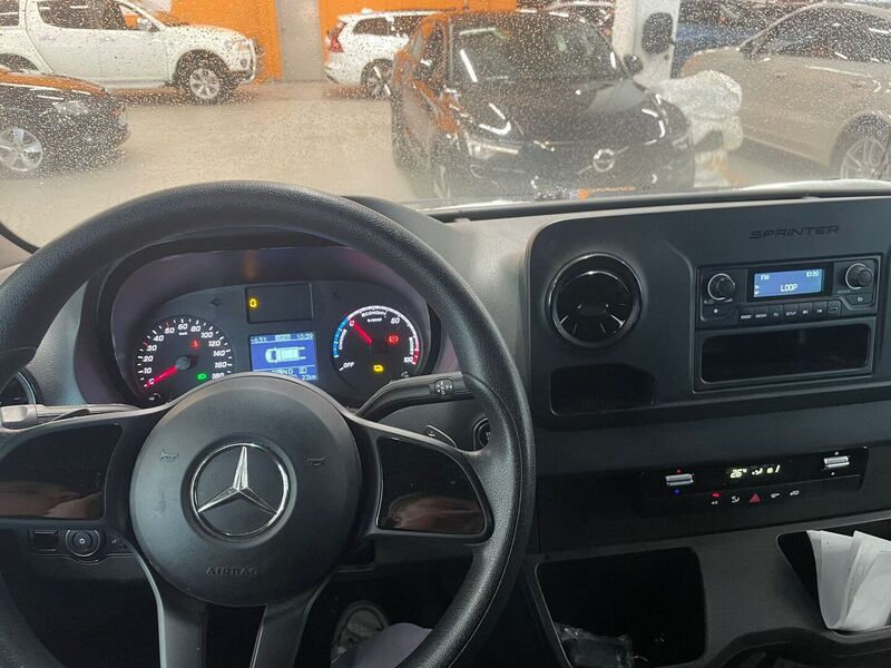 Mercedes-Benz Sprinter vaihtoauto