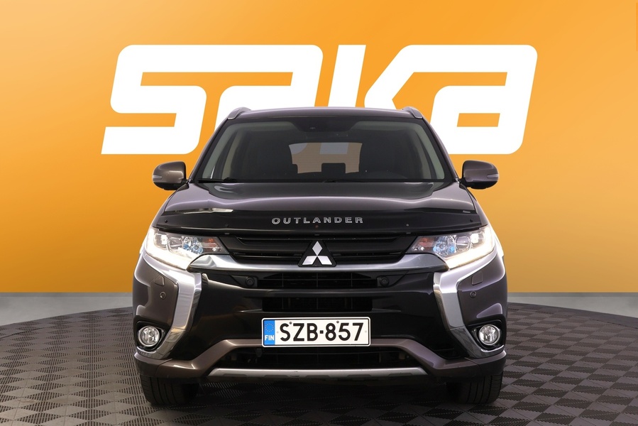 Mitsubishi Outlander PHEV vaihtoauto