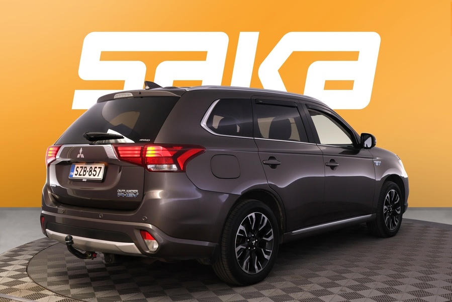 Mitsubishi Outlander PHEV vaihtoauto