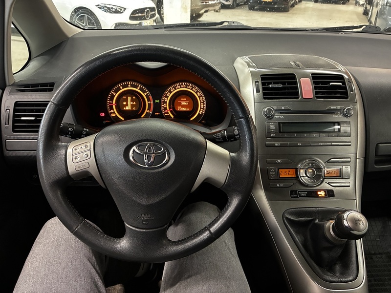 Toyota Auris vaihtoauto