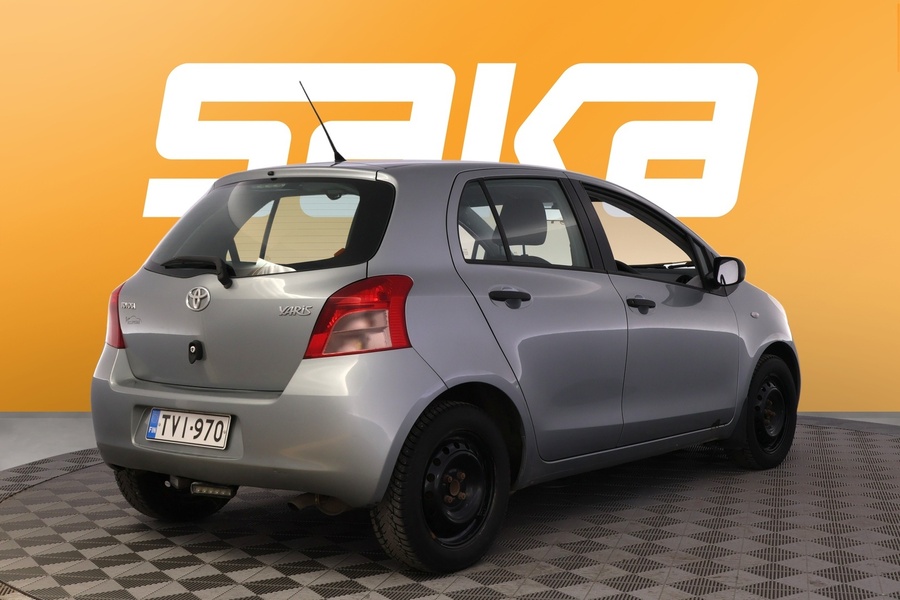 Toyota Yaris vaihtoauto