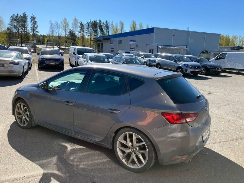 SEAT Leon vaihtoauto