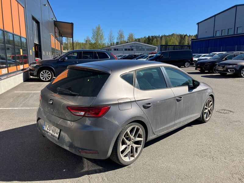 SEAT Leon vaihtoauto