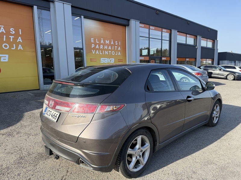 Honda Civic vaihtoauto