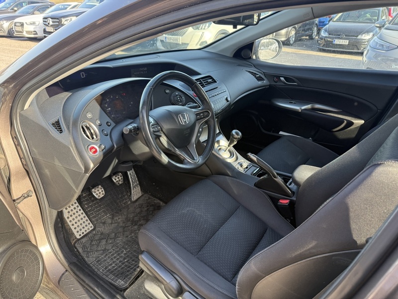 Honda Civic vaihtoauto