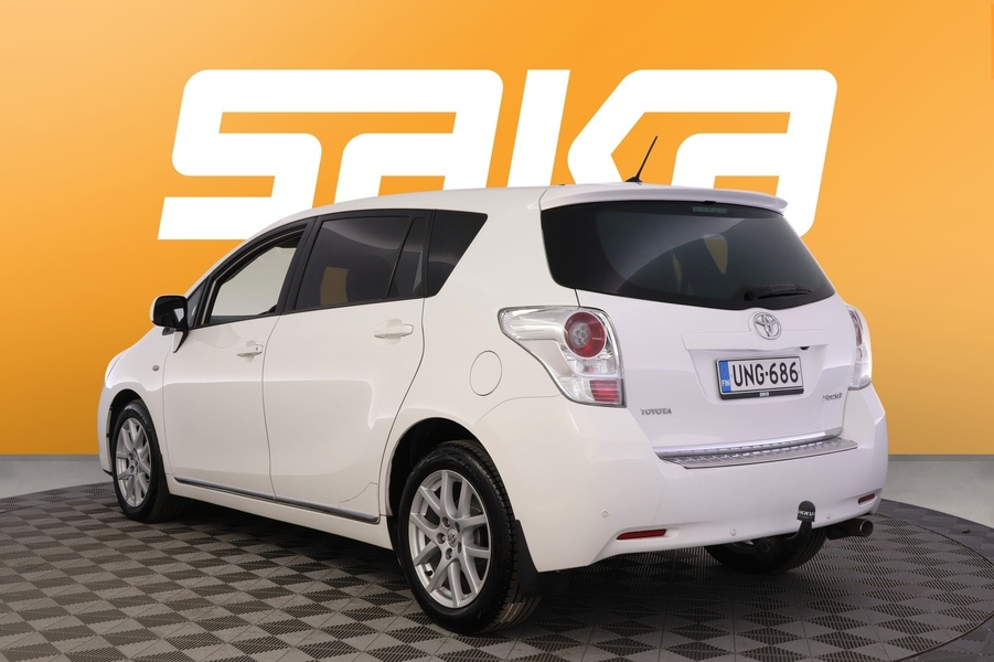 Toyota Verso vaihtoauto