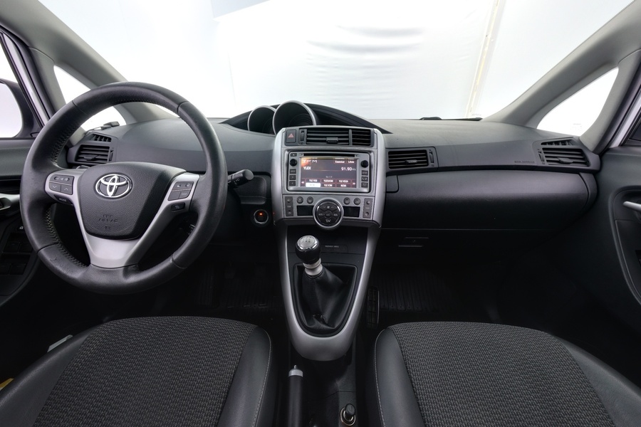 Toyota Verso vaihtoauto