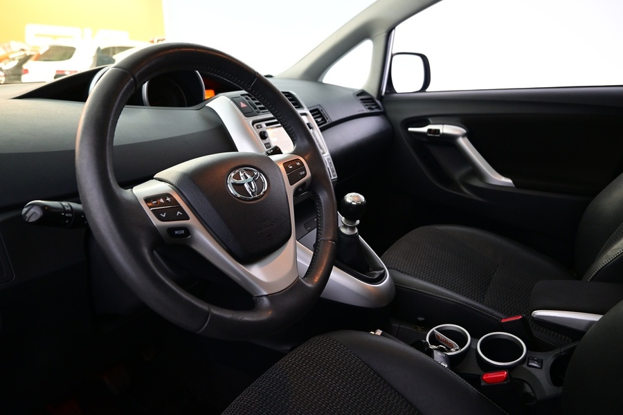 Toyota Verso vaihtoauto