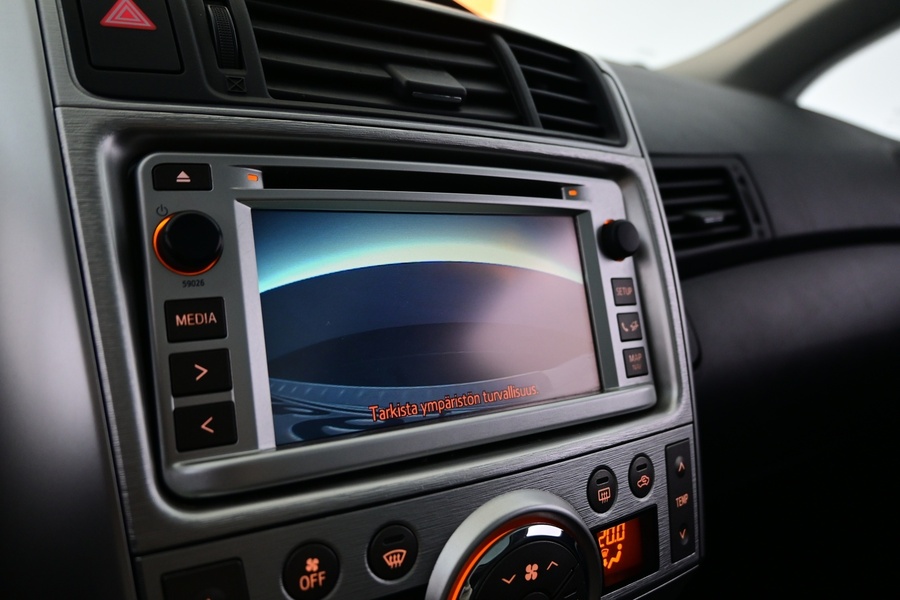 Toyota Verso vaihtoauto