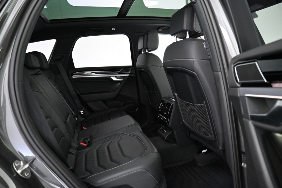 Volkswagen Touareg vaihtoauto